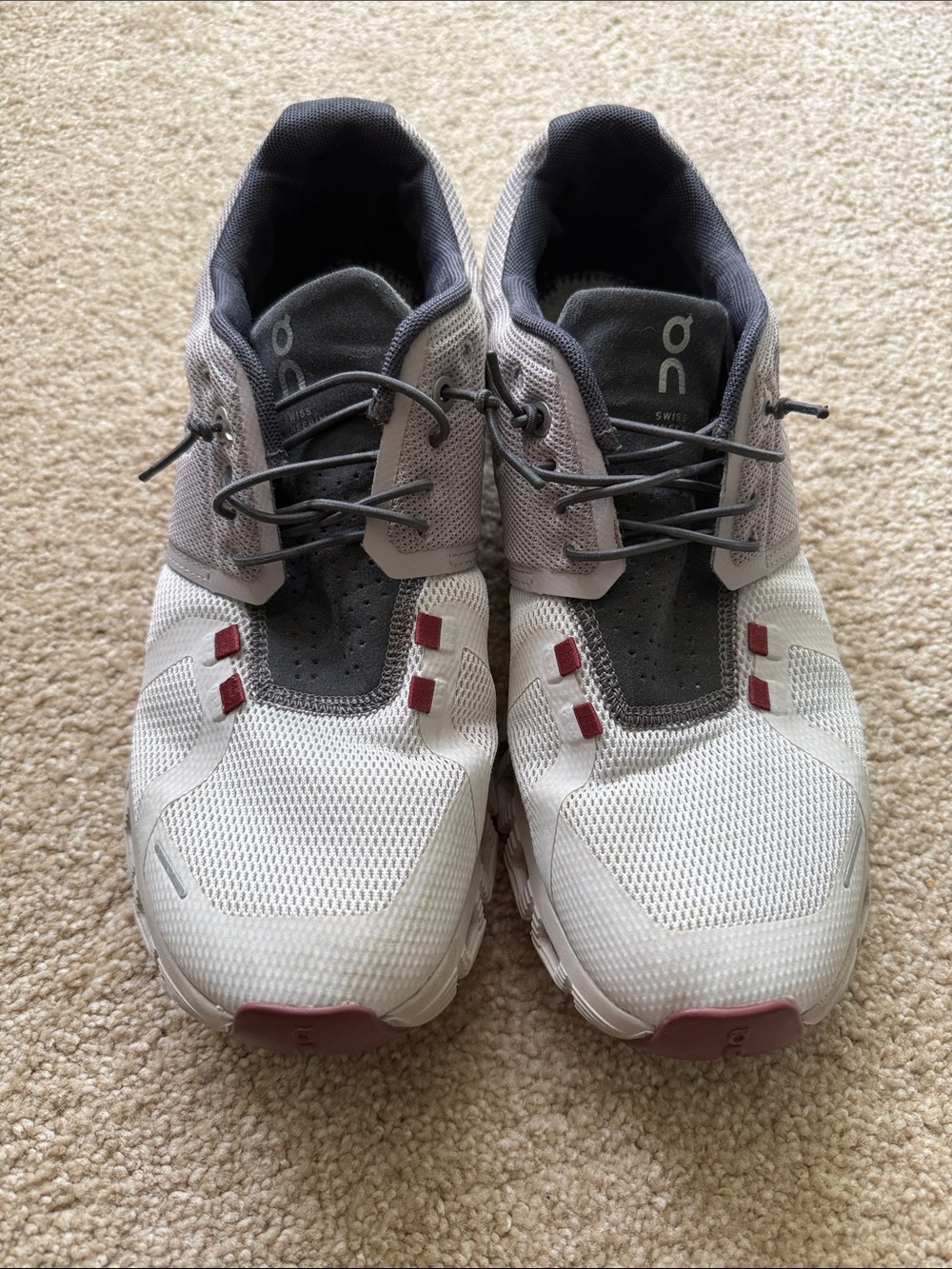 On Running White and Gray Athletic Shoes